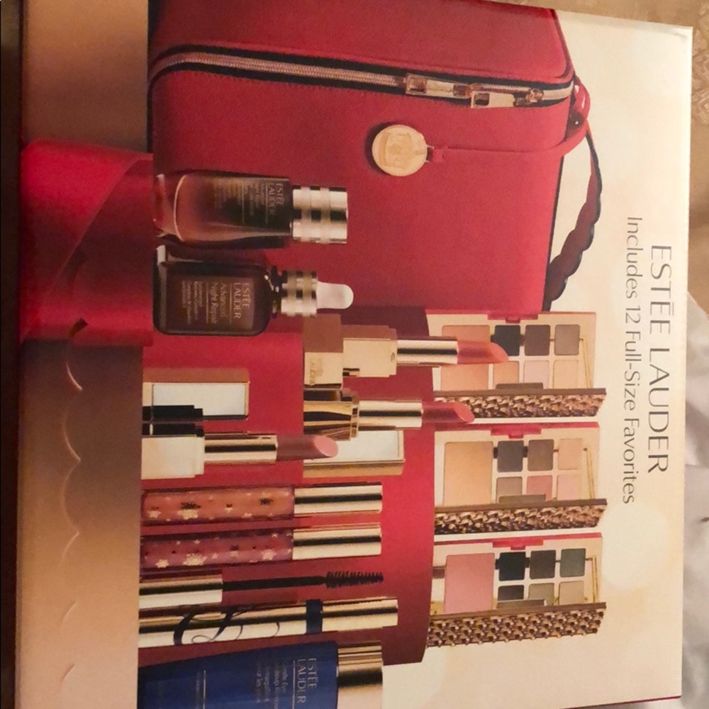 Estée Lauder full size favorites set